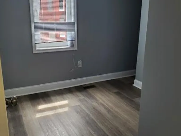 2101 McHenry St — Photo 9