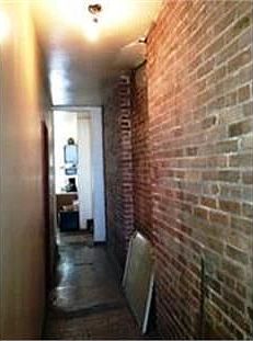 5th image of 161 Columbia St
