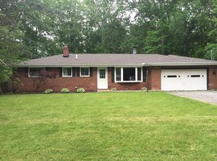 7900 Shady Ln, Northfield, OH 44067