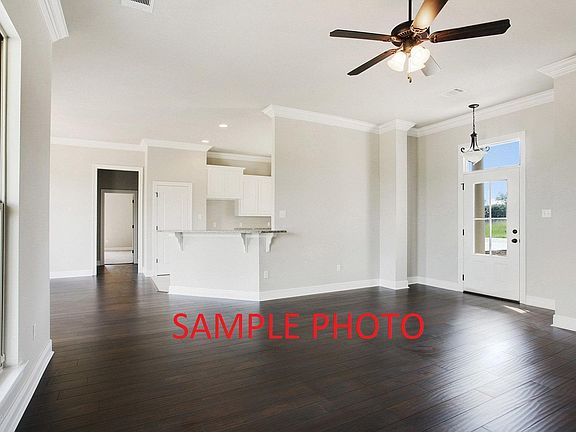 4th image of 7 Sandy Ln