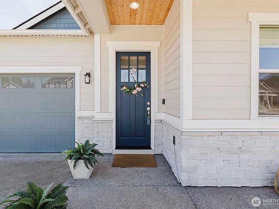 2nd image of 3800 SW Alava Court