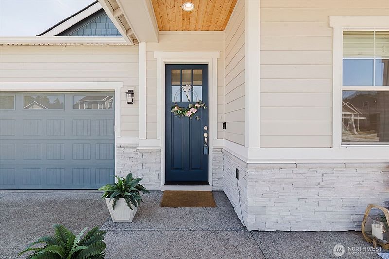2nd image of 3800 SW Alava Court