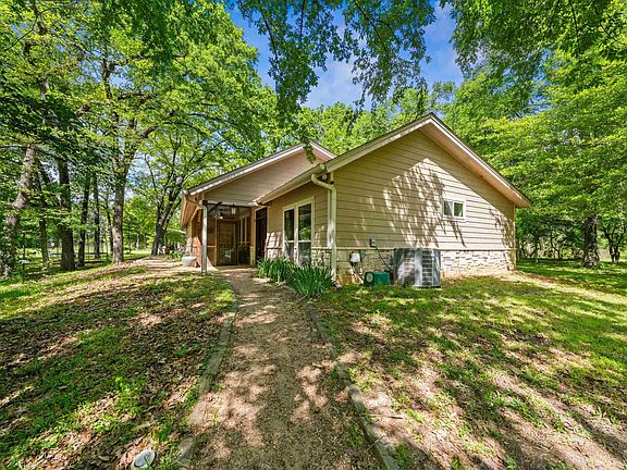 4th image of 265 County Road 2668 #2