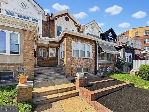 4th image of 5825 Hoffman Ave