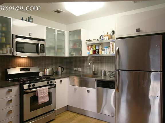 4th image of 318 Knickerbocker Ave APT 2G
