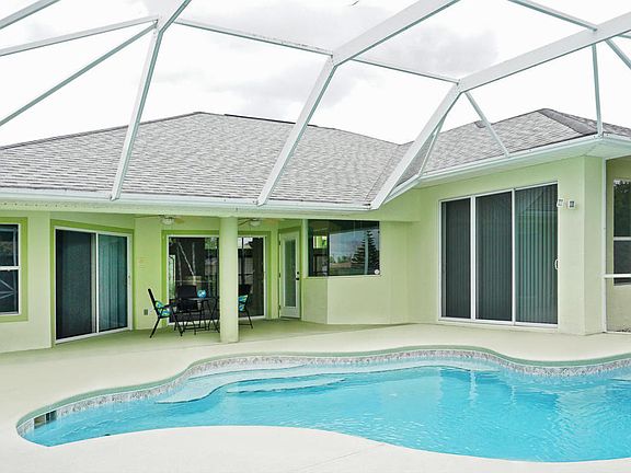 2nd image of 2535 Christopher Dr