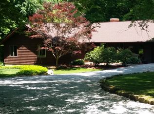 2081 Coon Rd, Akron, OH 44321