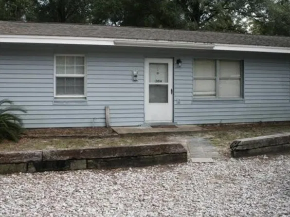 281 Okaloosa Ave, Valparaiso, FL 32580