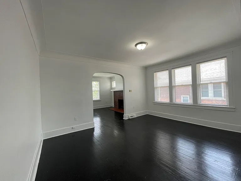 4708 Lakewood St — Photo 8