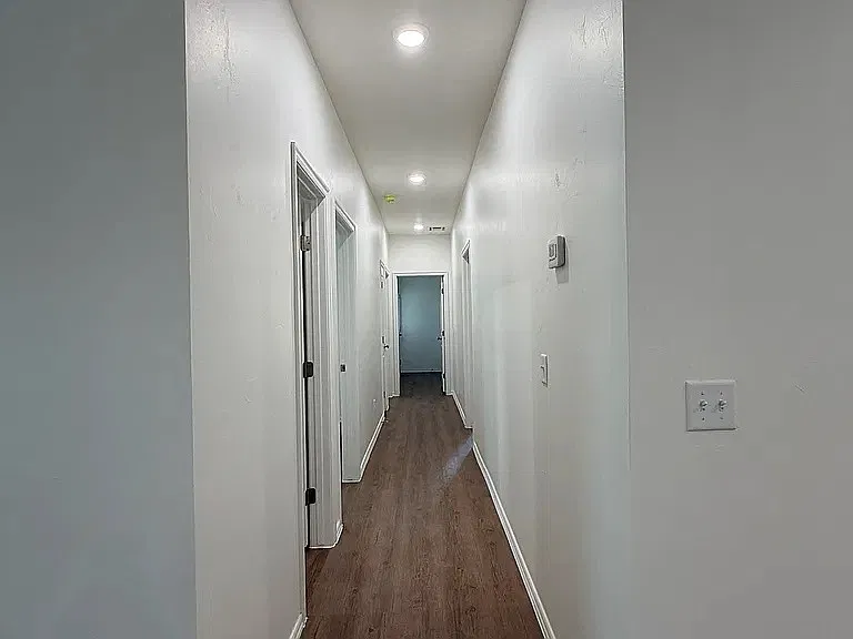 3 bed, 1200 sqft, $1,595 — Photo 3