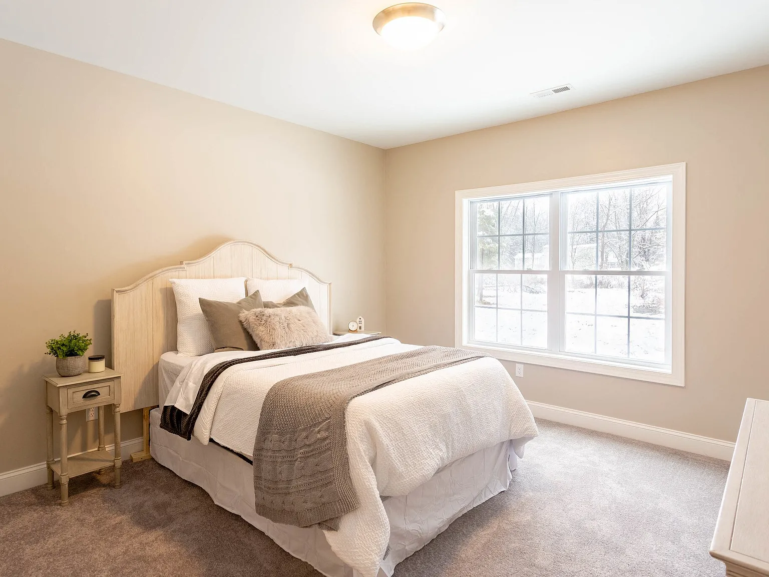 Forest Green Apartments — Photo 4