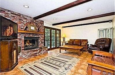 4th image of 6001 Fenwood Ave