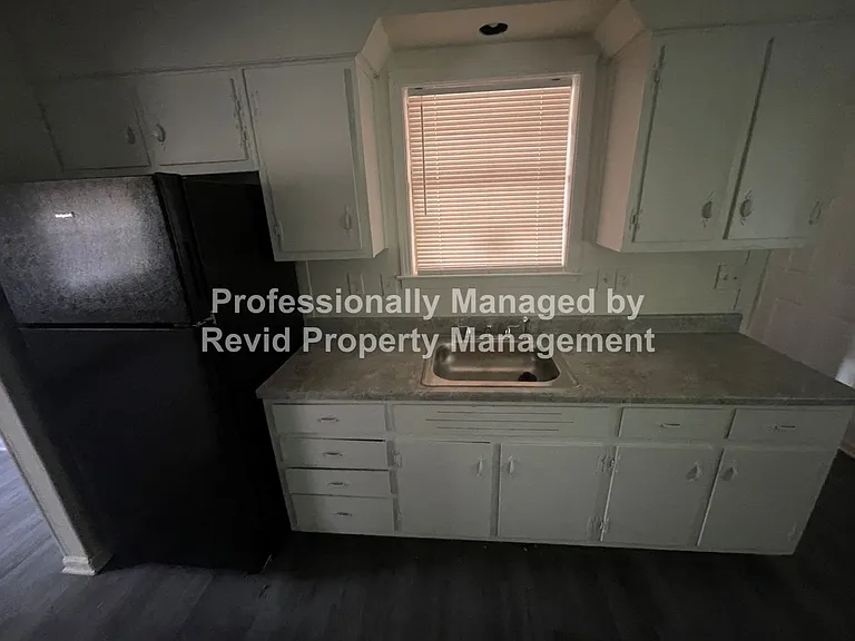 3269 Sunrise St — Photo 11