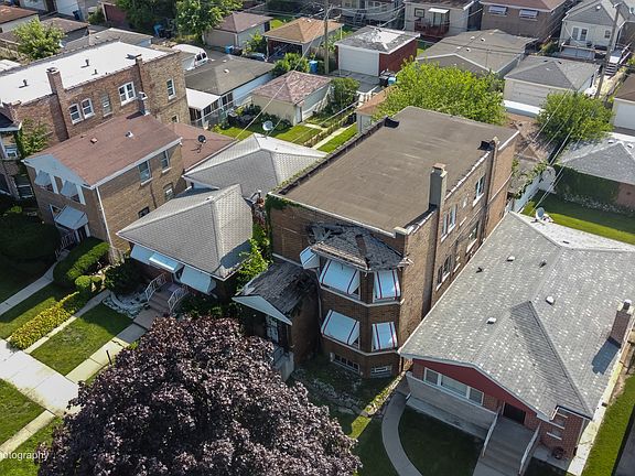 5th image of 9737 S Prairie Ave