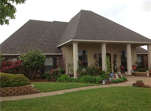 FRONT EXTERIOR