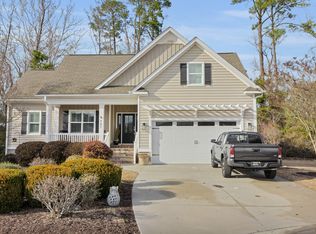 137 Shoreview Dr, New Bern, NC 28562