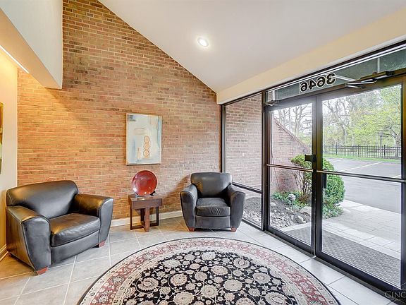 3rd image of 3646 Ashworth Dr Unit 405