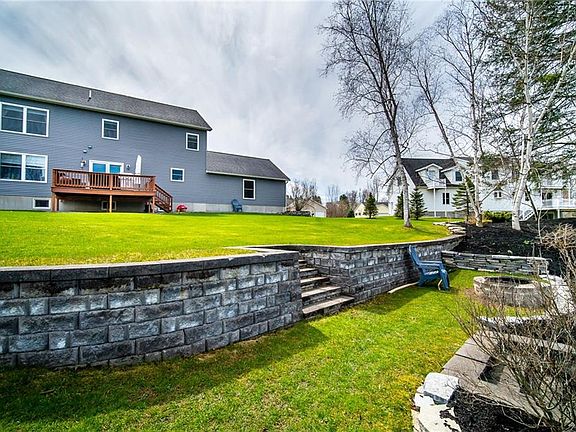 5th image of 25382 Stewart Dr