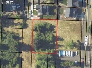 N P St, Cottage Grove, OR 97424