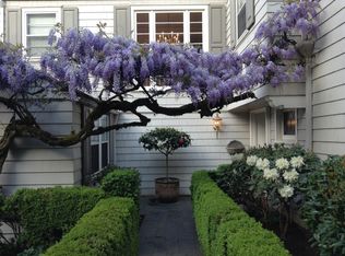 2826 NW Cumberland Rd, Portland, OR 97210