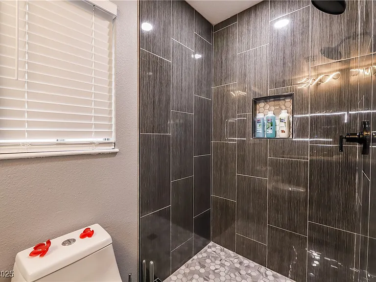 5301 Opuntia St — Photo 43