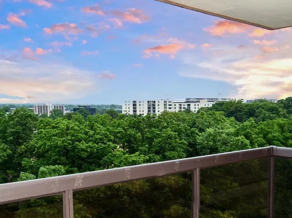 205 Yoakum Pkwy Unit 1224, Alexandria, VA 22304