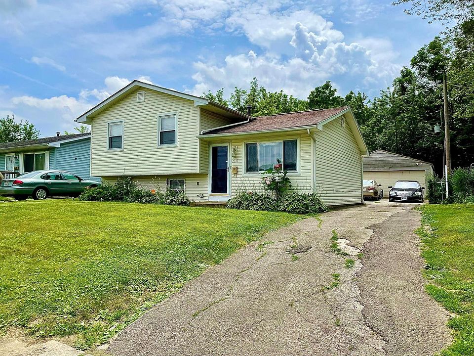 1st image of 2337 Delavan Dr
