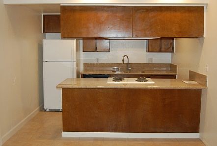 5th image of 5500-5502 E Knoll Dr