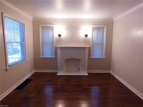 2nd image of 6039 Northcliff Ave