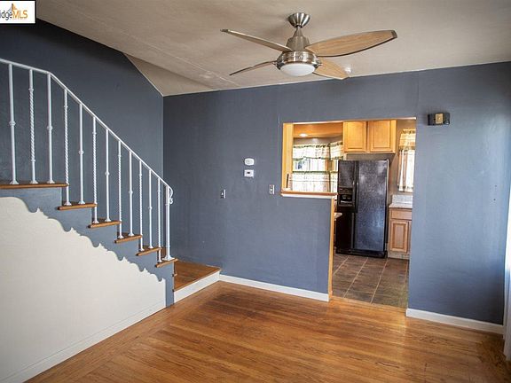 5th image of 7427 Deerwood Ave