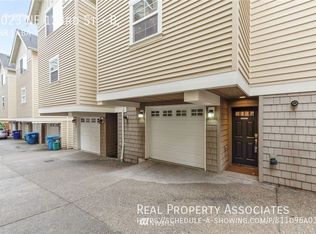 1023 NE 123rd St APT B, Seattle, WA 98125