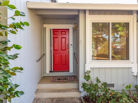 3rd image of 2389 Tumbleweed Court