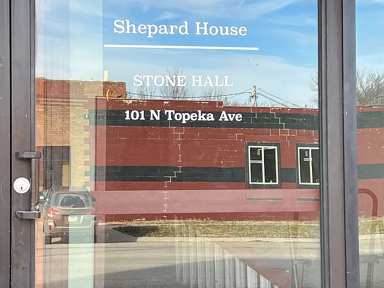 101 N Topeka Ave #203 — Photo 2