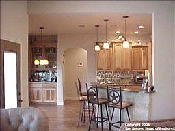 4th image of 272 Rosewood Dr