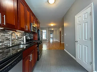 Rented by Hillel Realty Group