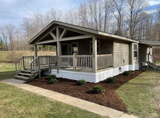 720 Anderson Rd, Boyne City, MI 49712