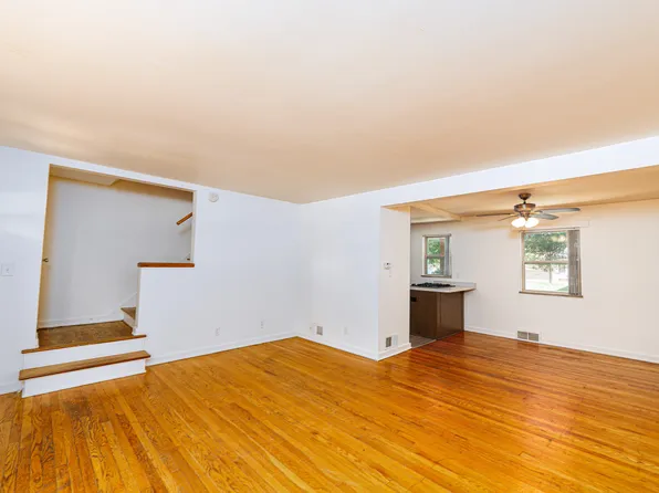 Amber Square Townhomes, 2601 E Grand River Ave #3cf44954b, Lansing, MI 48912