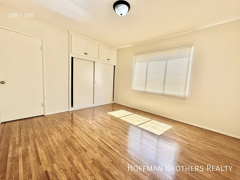 5619 W Jefferson Blvd #3 — Photo 8