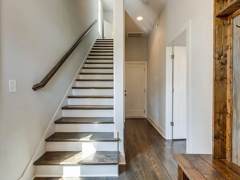 1701 Allison Pl — Photo 6
