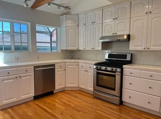 10953 Massachusetts Ave #2, Los Angeles, CA 90024