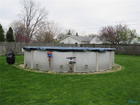 5th image of 211 Spencerville St