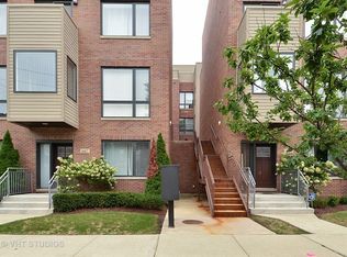 645 Custer Ave UNIT 303, Evanston, IL 60202