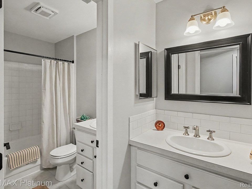 405 Water Tower Cir, photo 12