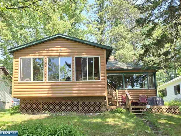 22495 Hilltop Ln, Bovey, MN 55709