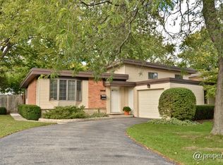 609 Romona Rd, Wilmette, IL 60091