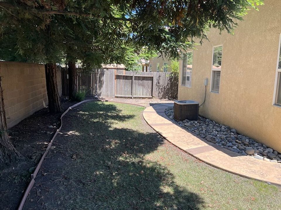 1st image of 1601 Soledad Dr