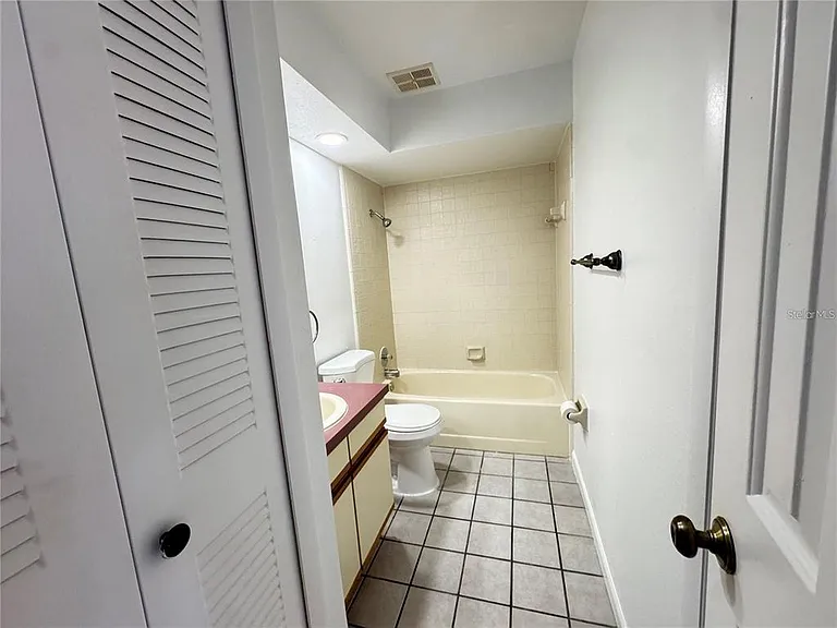 497 Club Dr — Photo 7