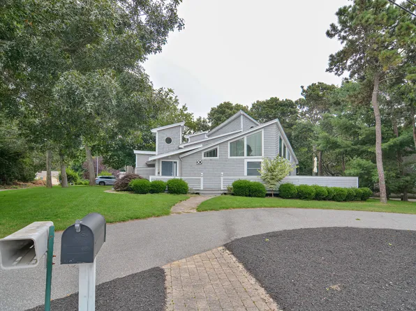 30 Carolyn Lane, East Falmouth, MA 02536