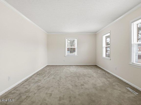 5th image of 101 Myrtle Road