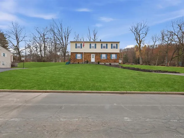 62 Woodland Road, Highland Mills, NY 10930